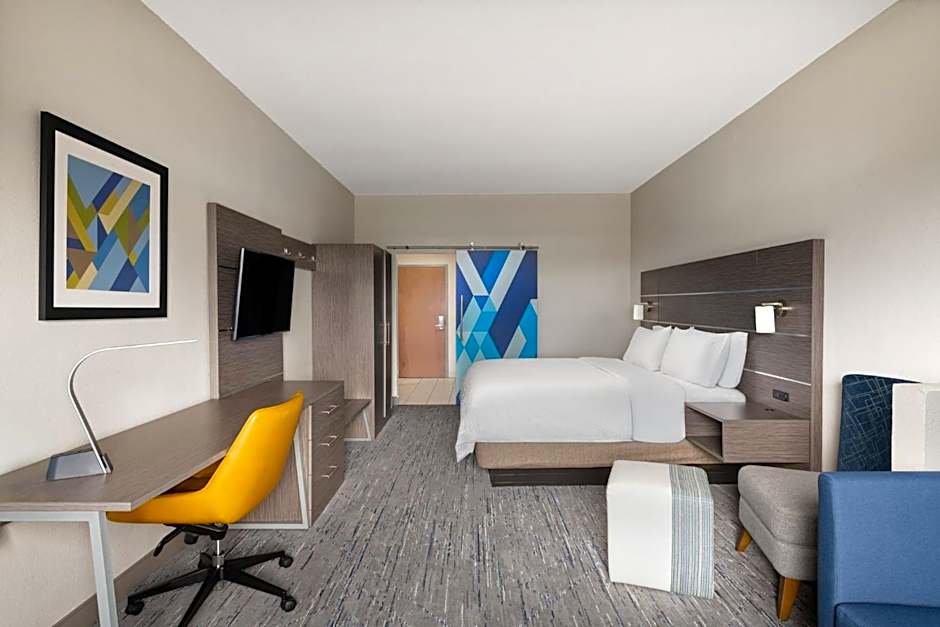 Holiday Inn Express & Suites Boynton Beach West By IHG
