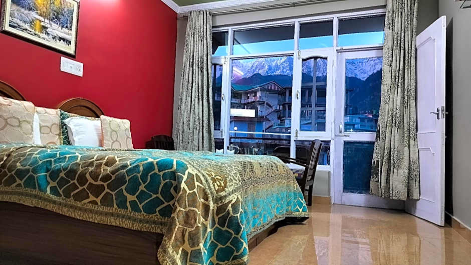 Snow Crest Inn l A Pure Veg Hotel