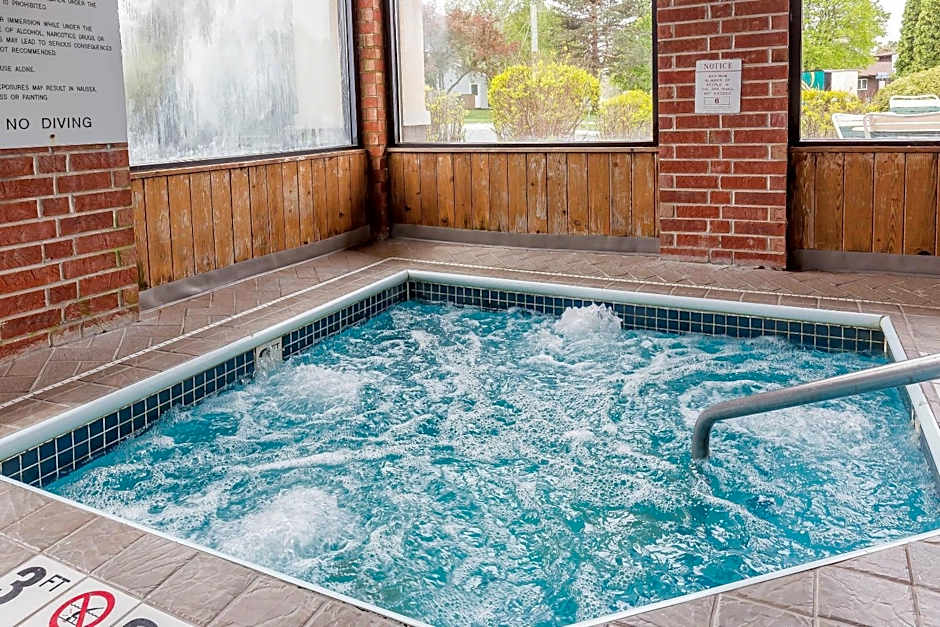 Quality Inn Sycamore - DeKalb