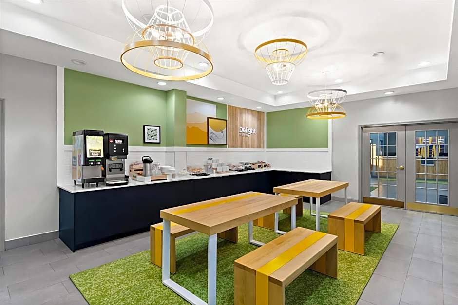 Spark by Hilton Panama City Beach