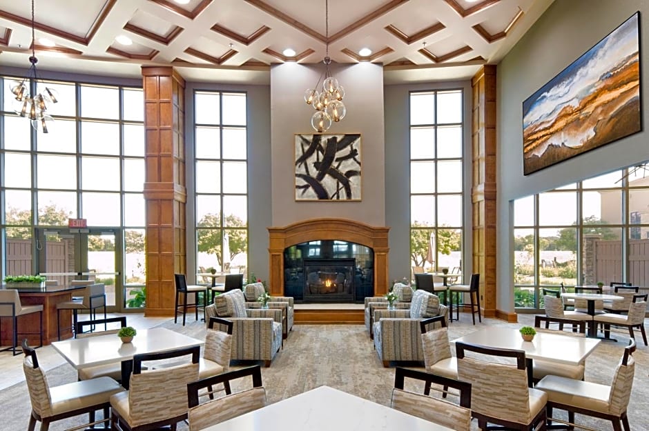 Clubhouse Hotel and Suites - Sioux Falls