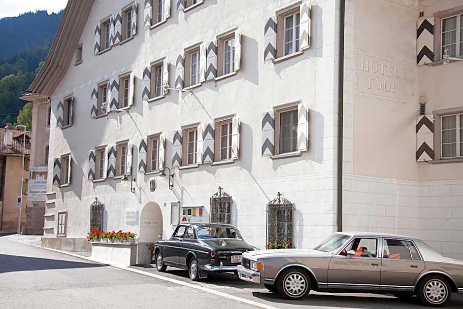 Casa Tödi Restaurant Hotel