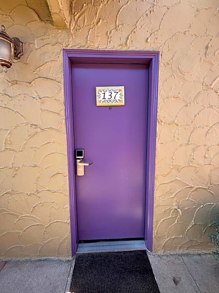 Capitola Venetian Hotel