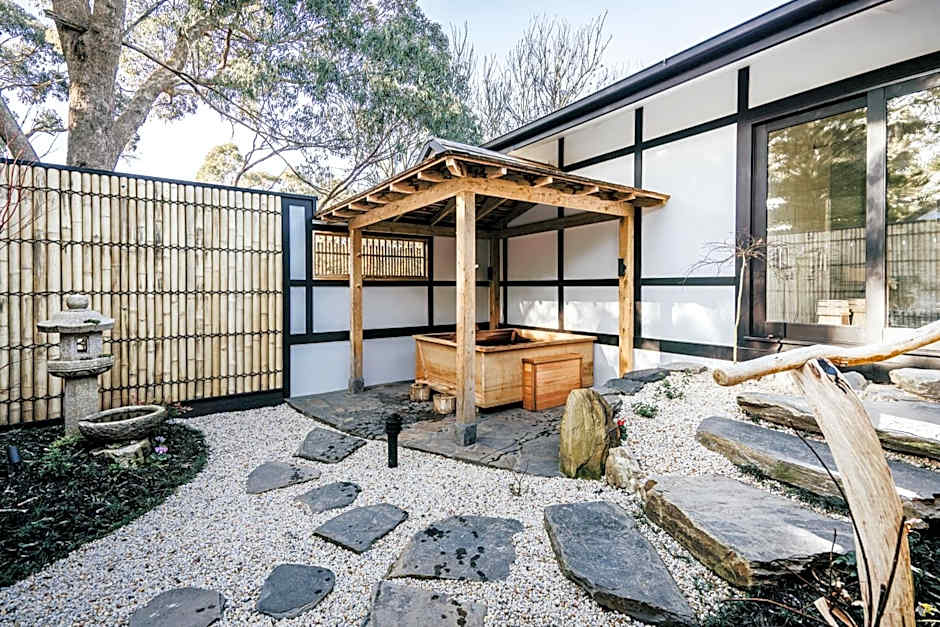 Shizuka Ryokan Japanese Country Spa & Wellness Retreat