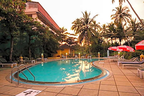 Carina Beach Resort