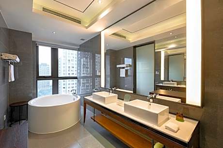 Premium King Room