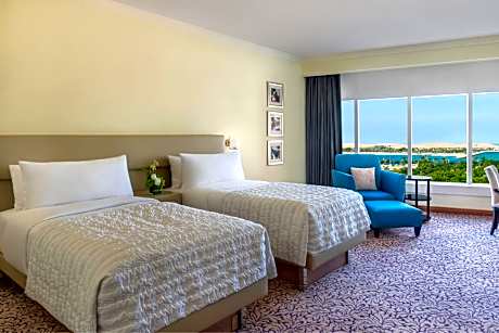 Le Royal Room, Larger Guest room