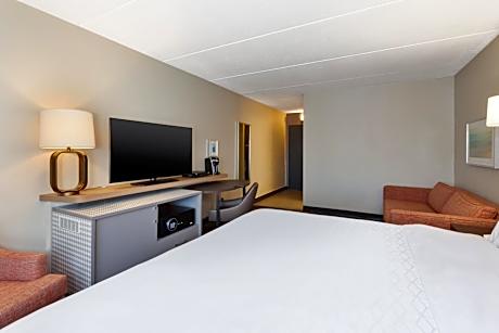 Standard King Room with Garden View