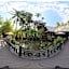 Parasol Blanc Hotel