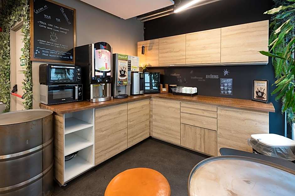 Auberge Jeunesse Charleroi Youth Hostel