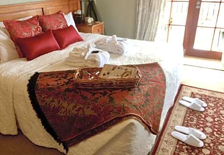 King Room with Mountain View