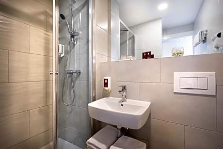 Double Room with Side Sea View and Balcony