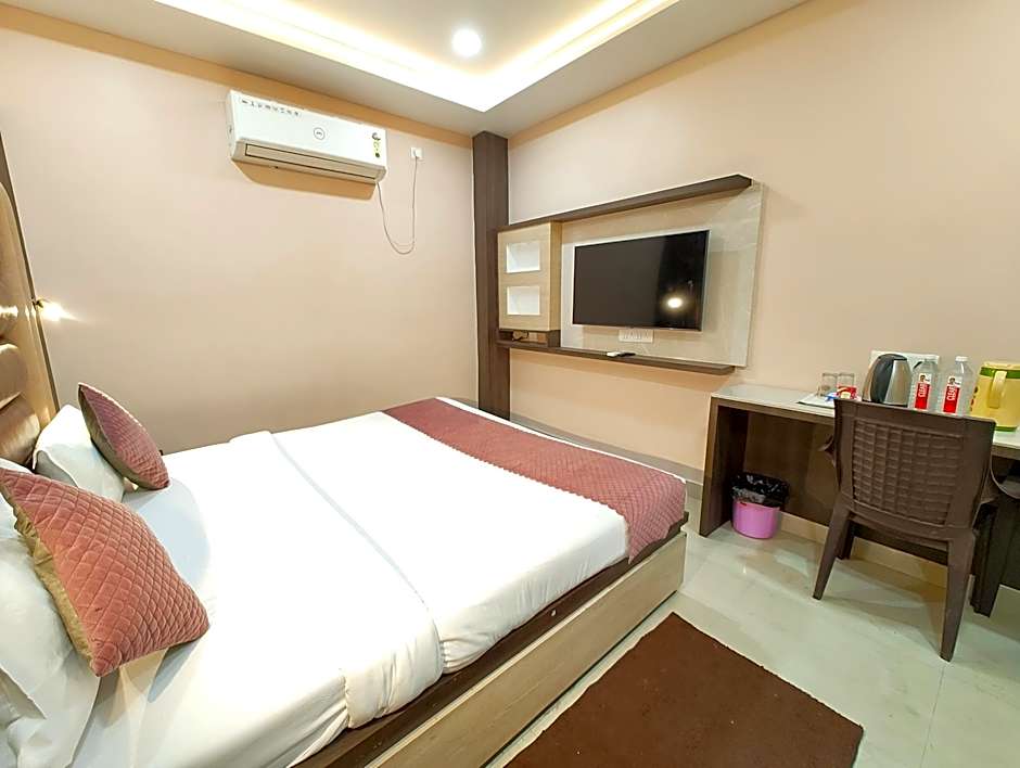 Goroomgo Akay guest house Varanasi 3km from Kashi Vishwanath Temple