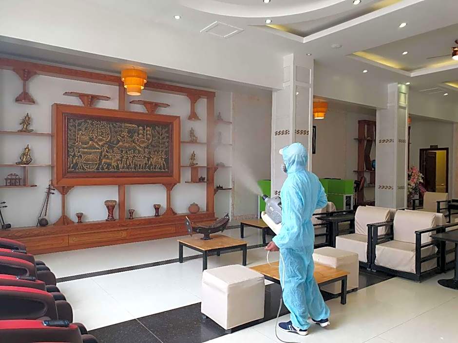 Aristocrat Residence & Hotel