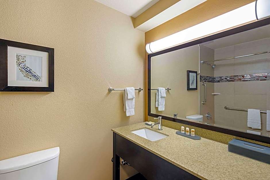 University Inn