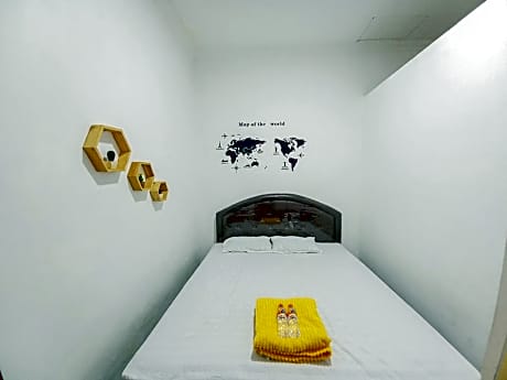 Homestay Bahari near Wisata Bahari Tlocor Sidoarjo Mitra RedDoorz