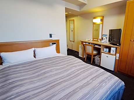 Double Room with Small Double Bed - Smoking