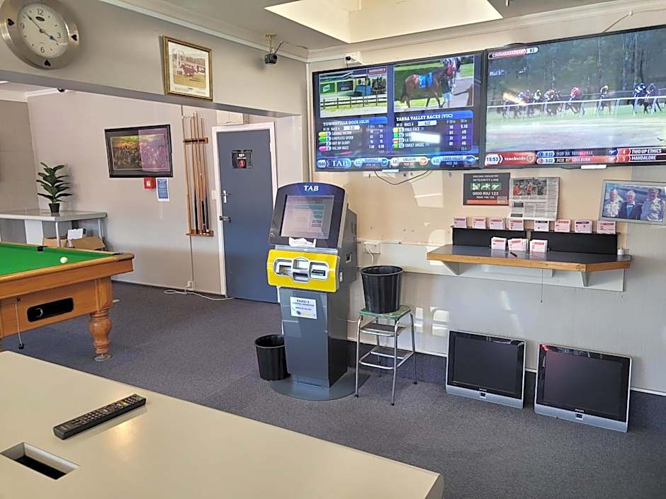 Railway Hotel/Motel Hokitika