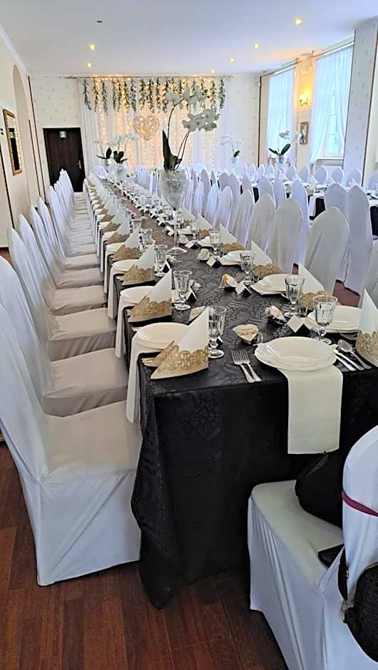 Hotel i Restauracja Chopin