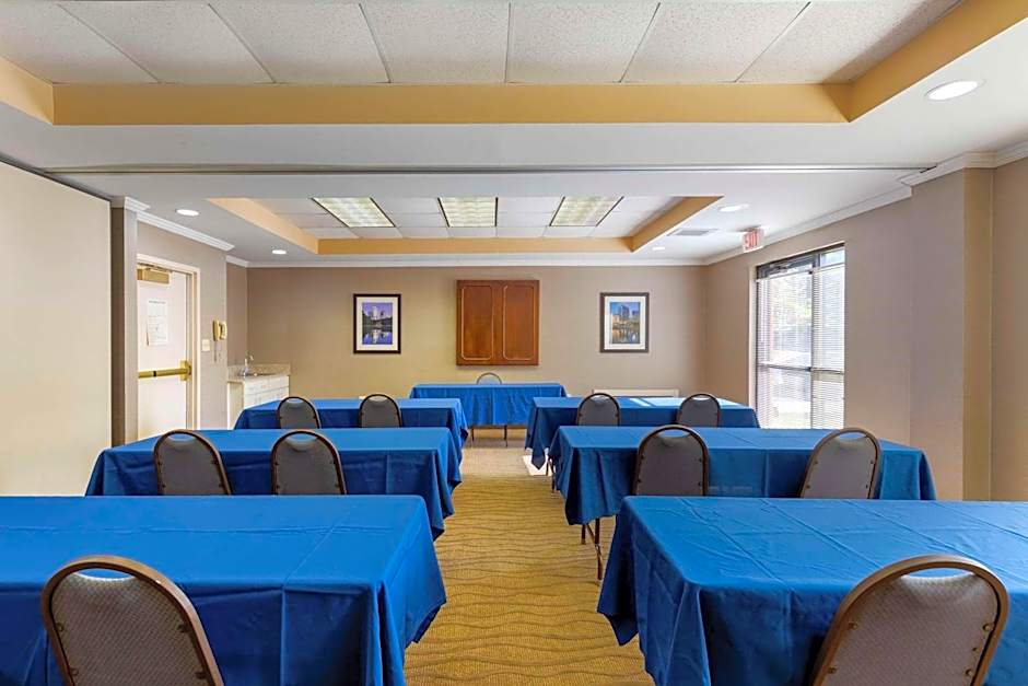 Comfort Inn Kennesaw