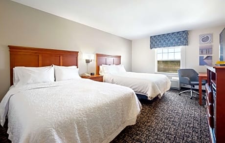 Room with Two Queen Beds - Non-Smoking