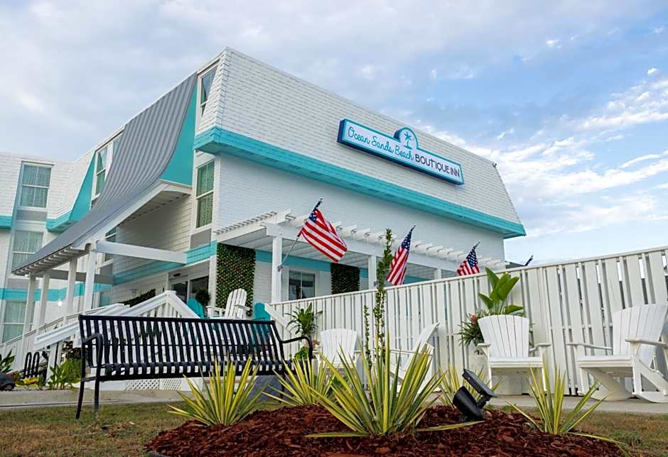 New 2025-Ocean Sands Beach Boutique Inn-Sauna and Salt-Mineral Pool -Free Beach Bikes and Famous Beach-Nightly Popcorn-Bathrobes and Sunscreen in all rooms-Ultra Sparkling-Free Laundry-4 Grand Presidential Black Beds in all rooms-Savings#252-242-SAND