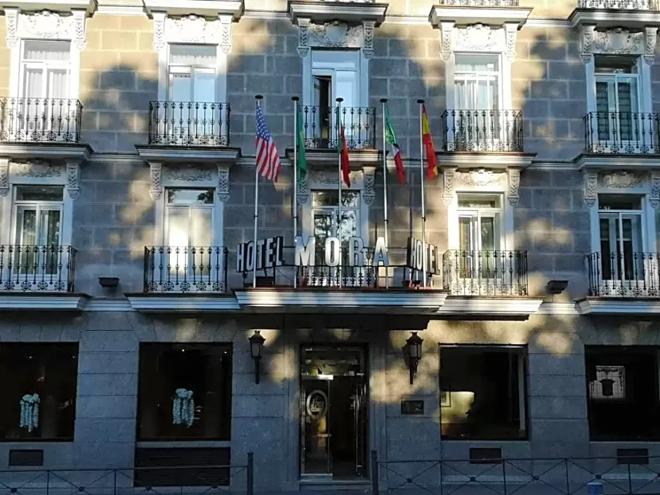 Hotel Mora by MIJ