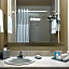 Hilton Oakland Airport