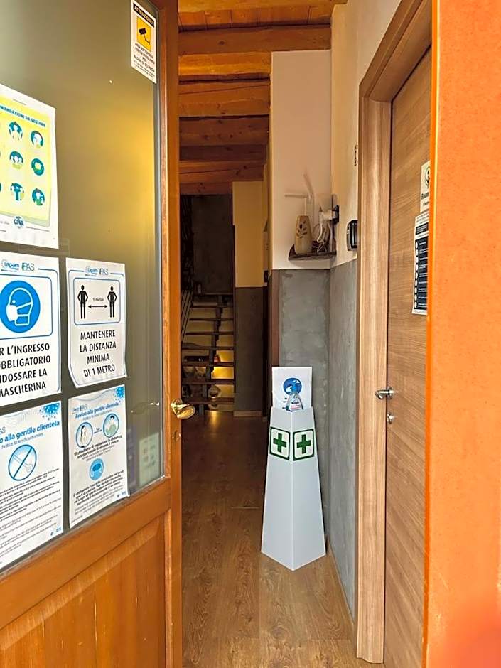 BORGHETTO AIRPORT/HOSPITAL