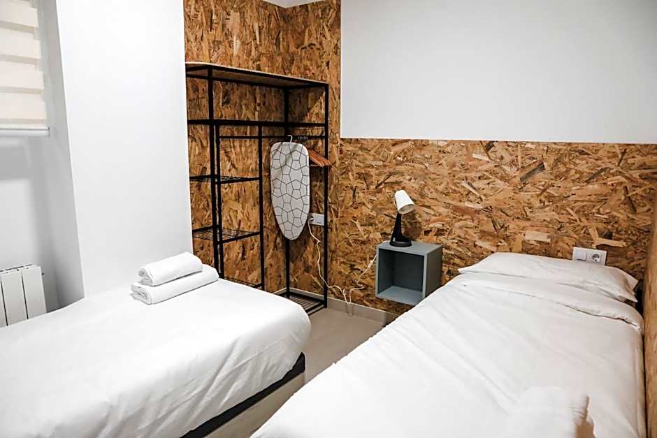 Casa San Juan - Habitaciones privadas Logroño