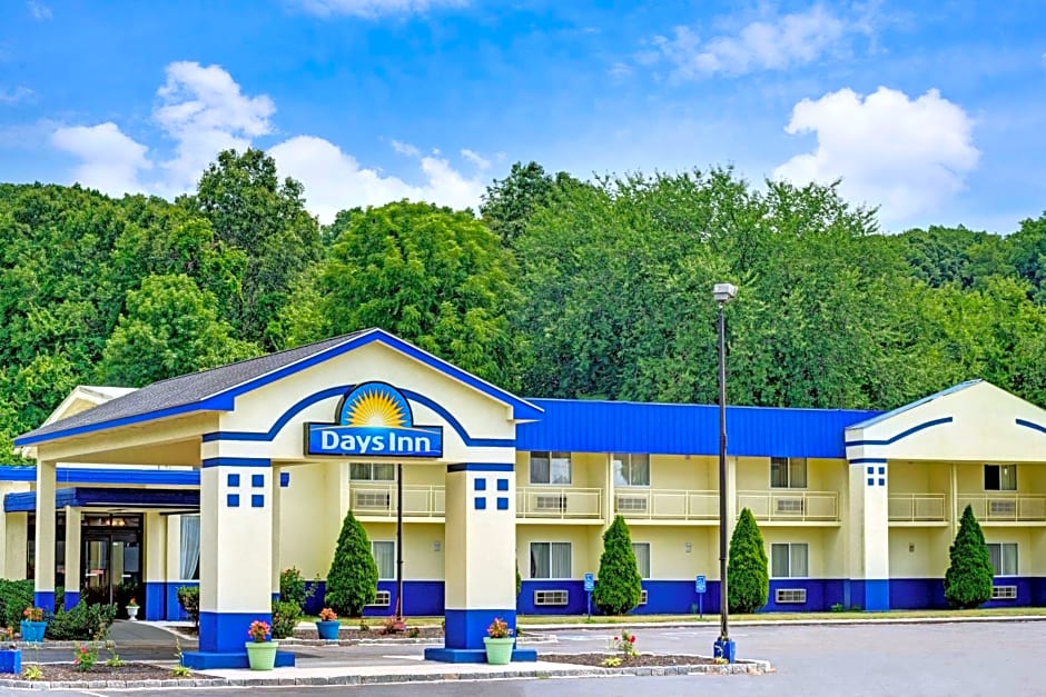 Days Inn by Wyndham Southington