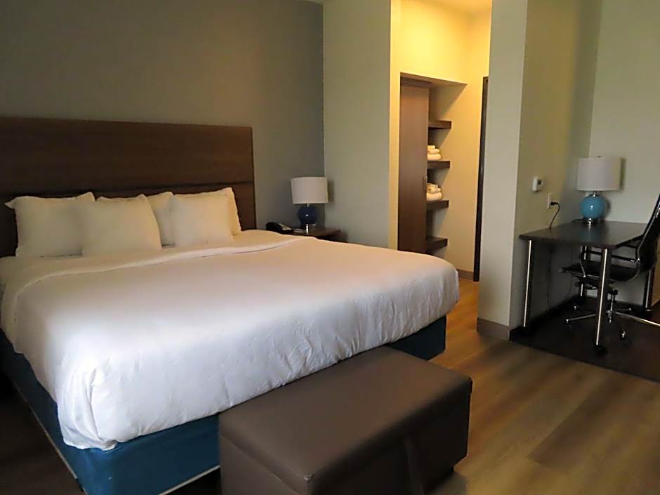 MainStay Suites Denver International Airport
