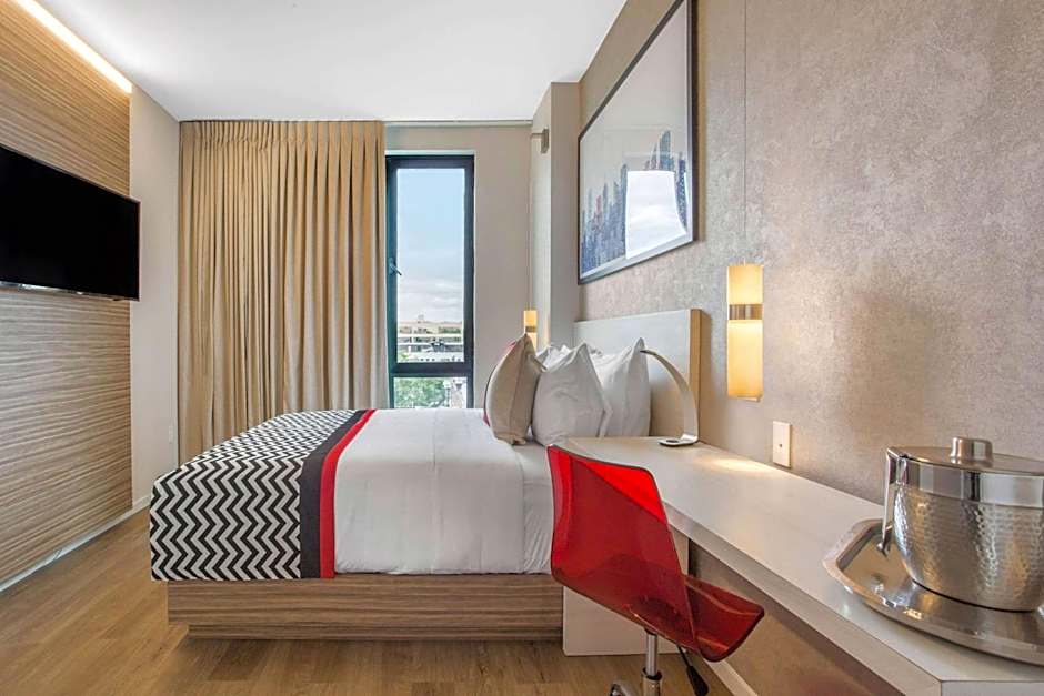 Insignia Hotel Brooklyn, Ascend Hotel Collection