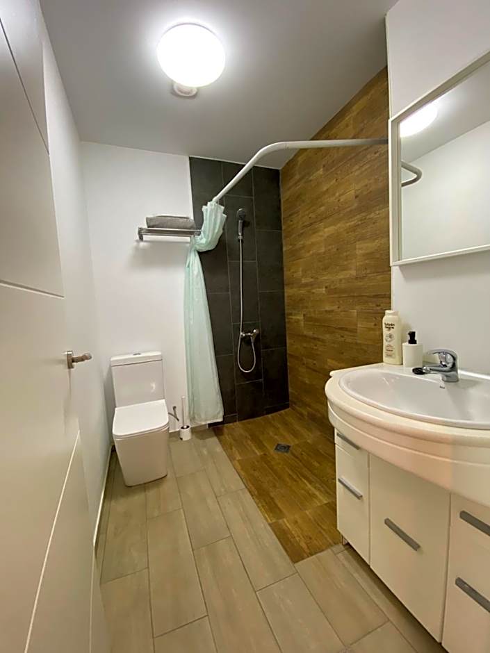 Orange Vibes Guest house