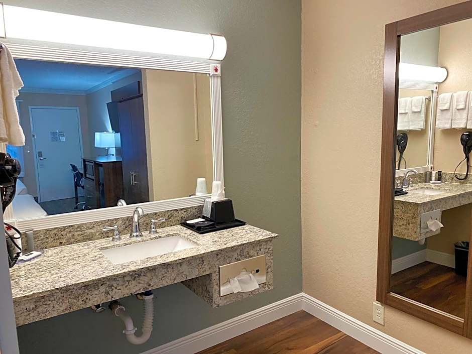 Roadstar Hotel Zephyrhills