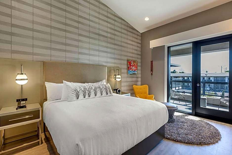 Bluestem Hotel Torrance Los Angeles, Ascend Hotel Collection