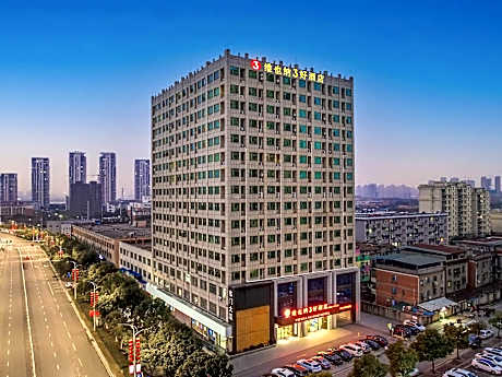 Vienna 3 Best Hotel Qingshan Lake Mingyuan Road West metro station