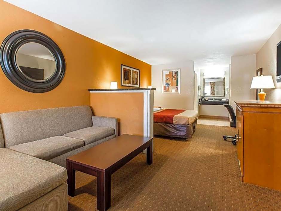 Econo Lodge & Suites El Cajon San Diego East – El Cajon, CA