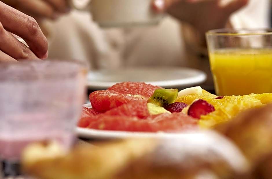 Cyan Americas Towers Hotel