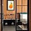 Cardo Roma, Autograph Collection