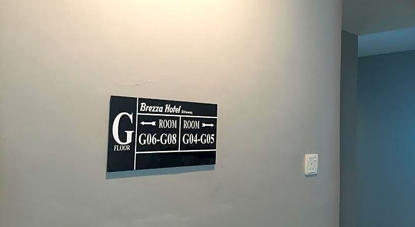 BREZZA HOTEL SITIAWAN