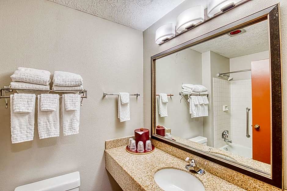 Best Western Green Valley Inn