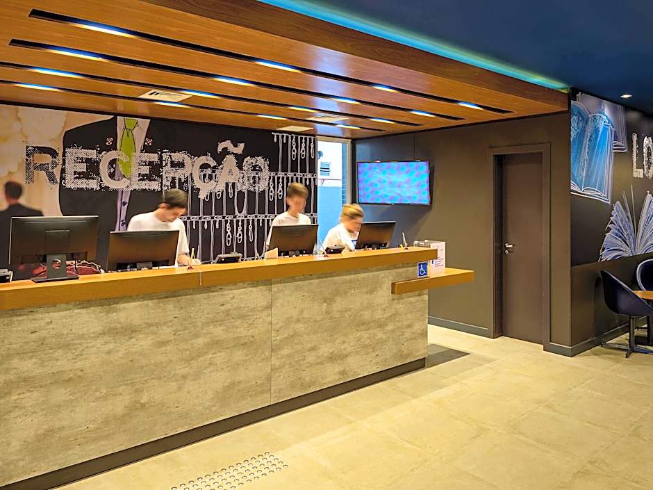 Ibis Budget Santos Gonzaga