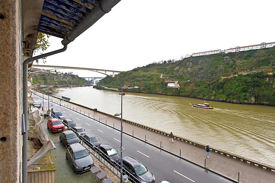 RVA - Gustave Eiffel Apartments