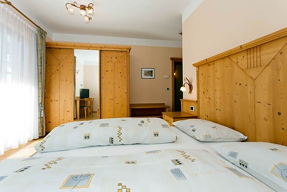 Gasthaus zum Weissen Kreuz