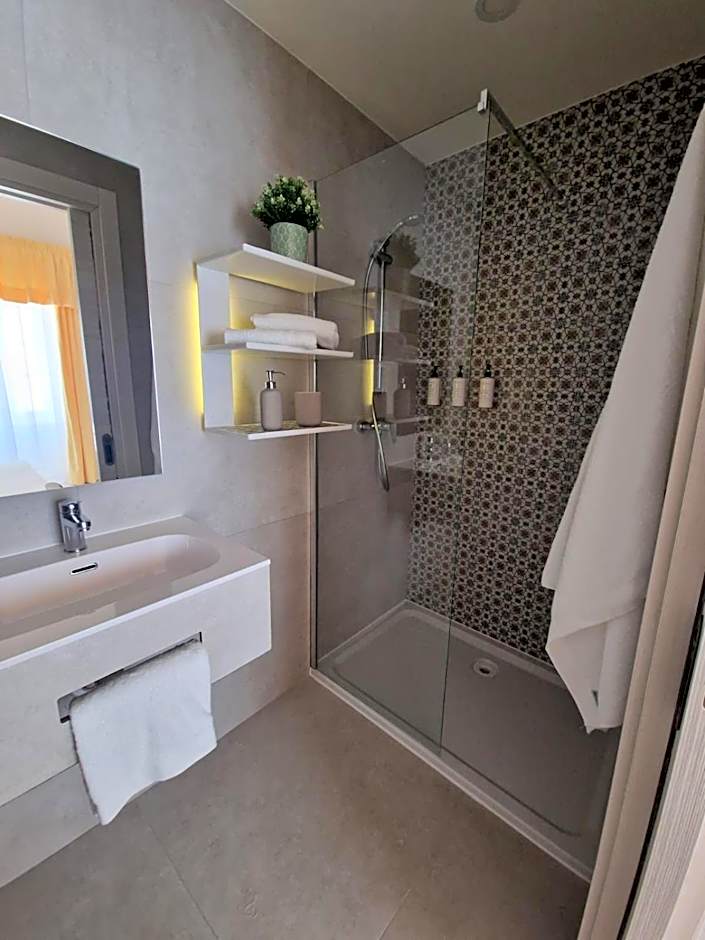 North Lodge by PetitChic