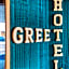 greet hotel Salon de Provence