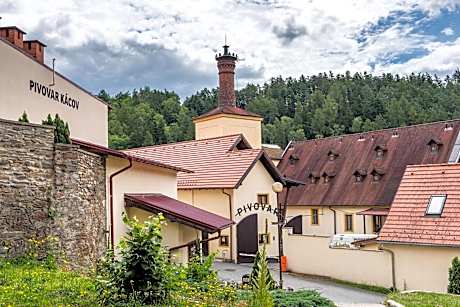 Hotel Pivovar Kácov