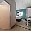 Prairie Crest Medicine Hat by IHG