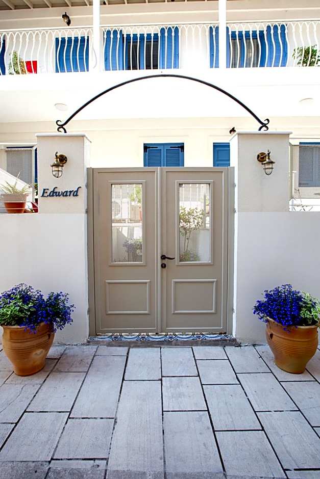 Edward Art Boutique Hotel